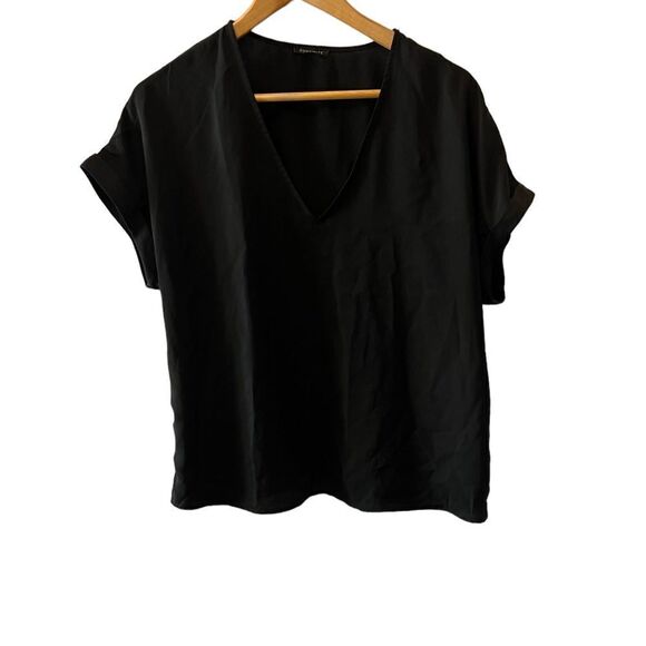 DYNAMITE Black V Neck Short Sleeve Dressy Top M - Picture 1 of 8